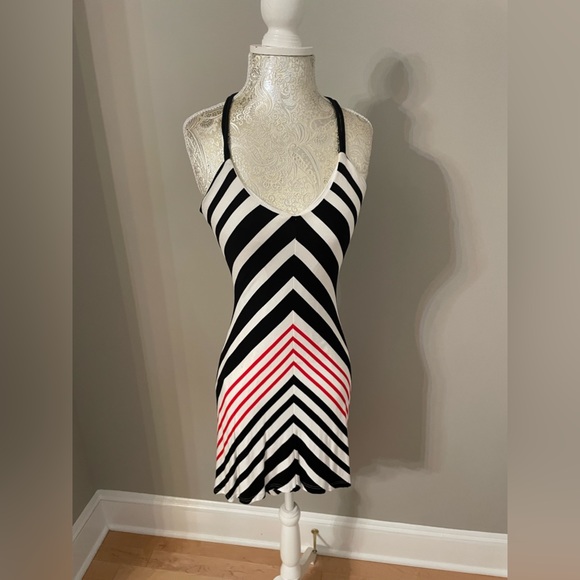 Bebe hi low Red Black & White Stripes dress size XS - Picture 3 of 7